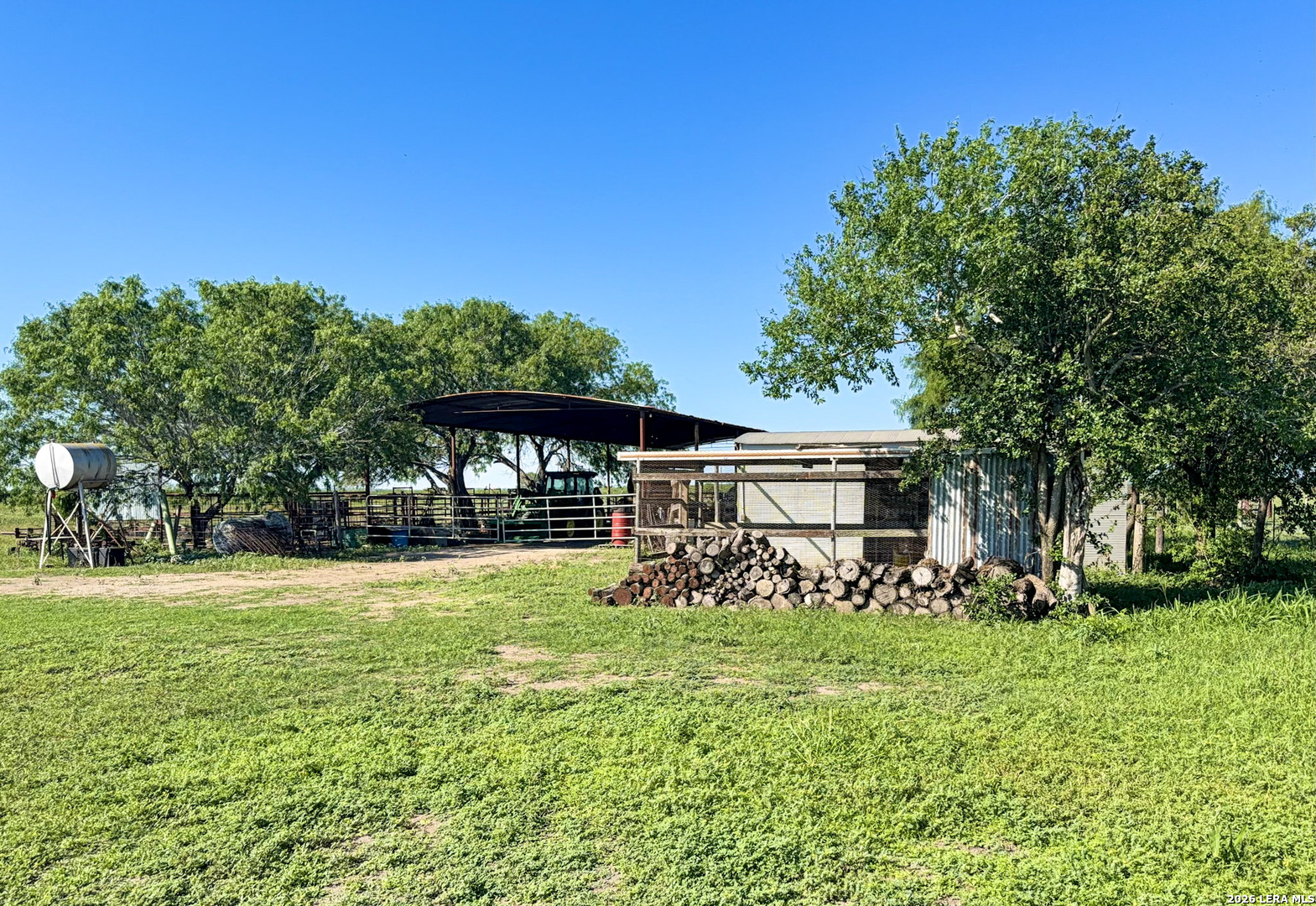 main property photo 45