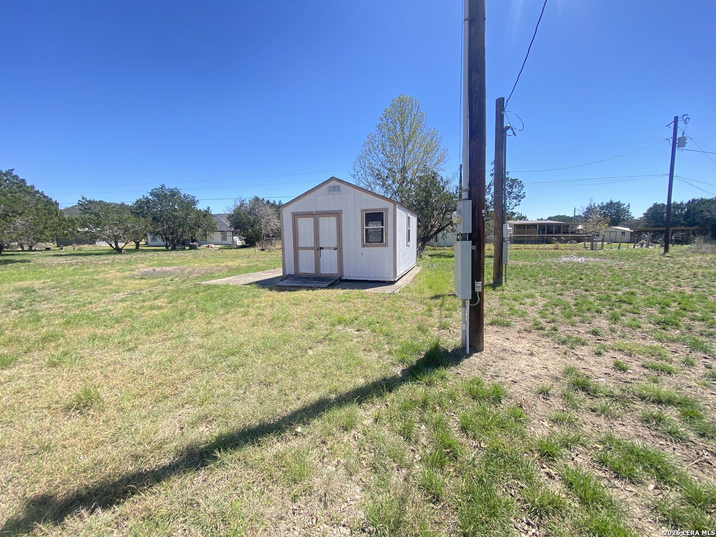 main property photo 31