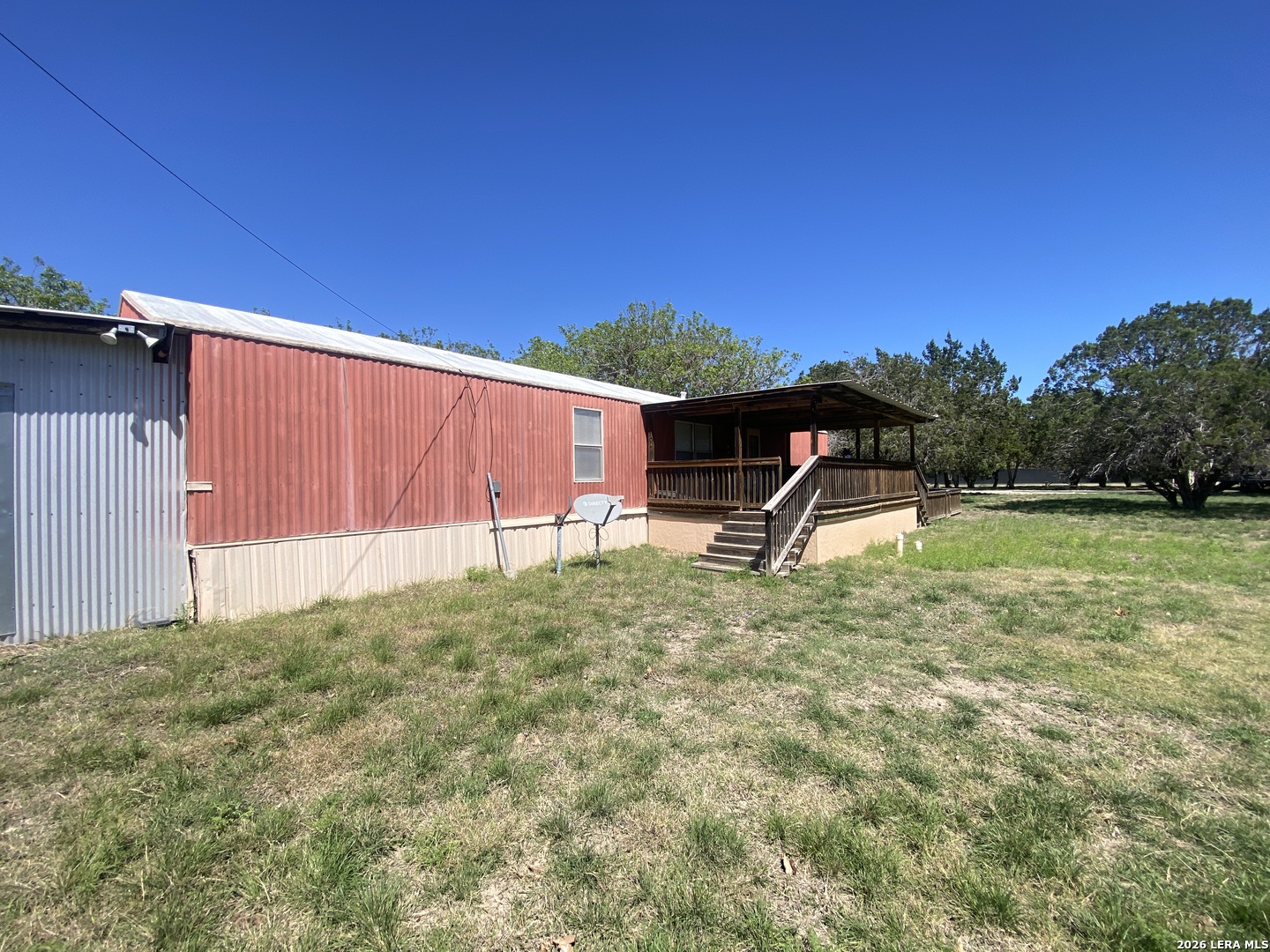main property photo 33