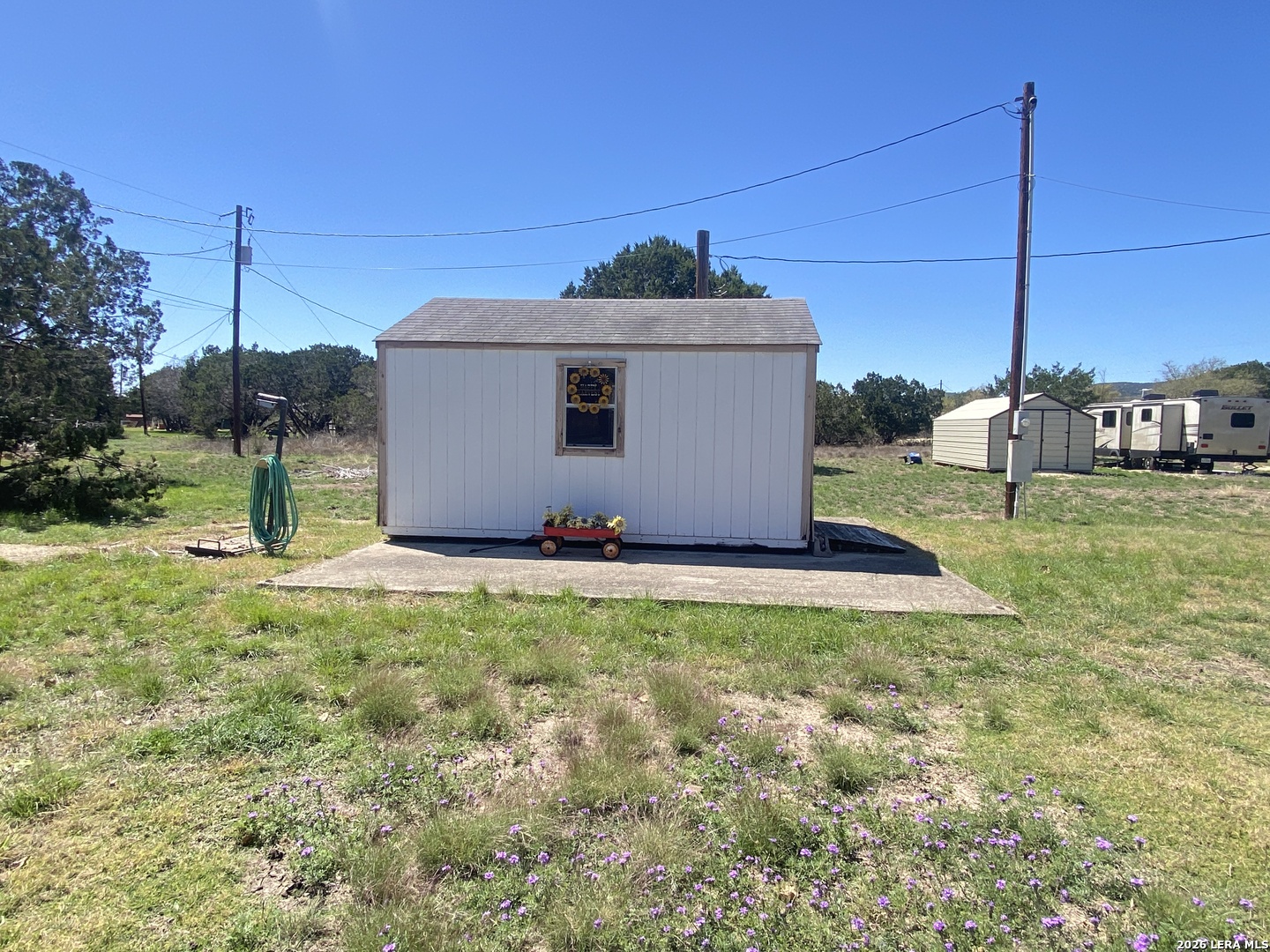 main property photo 38