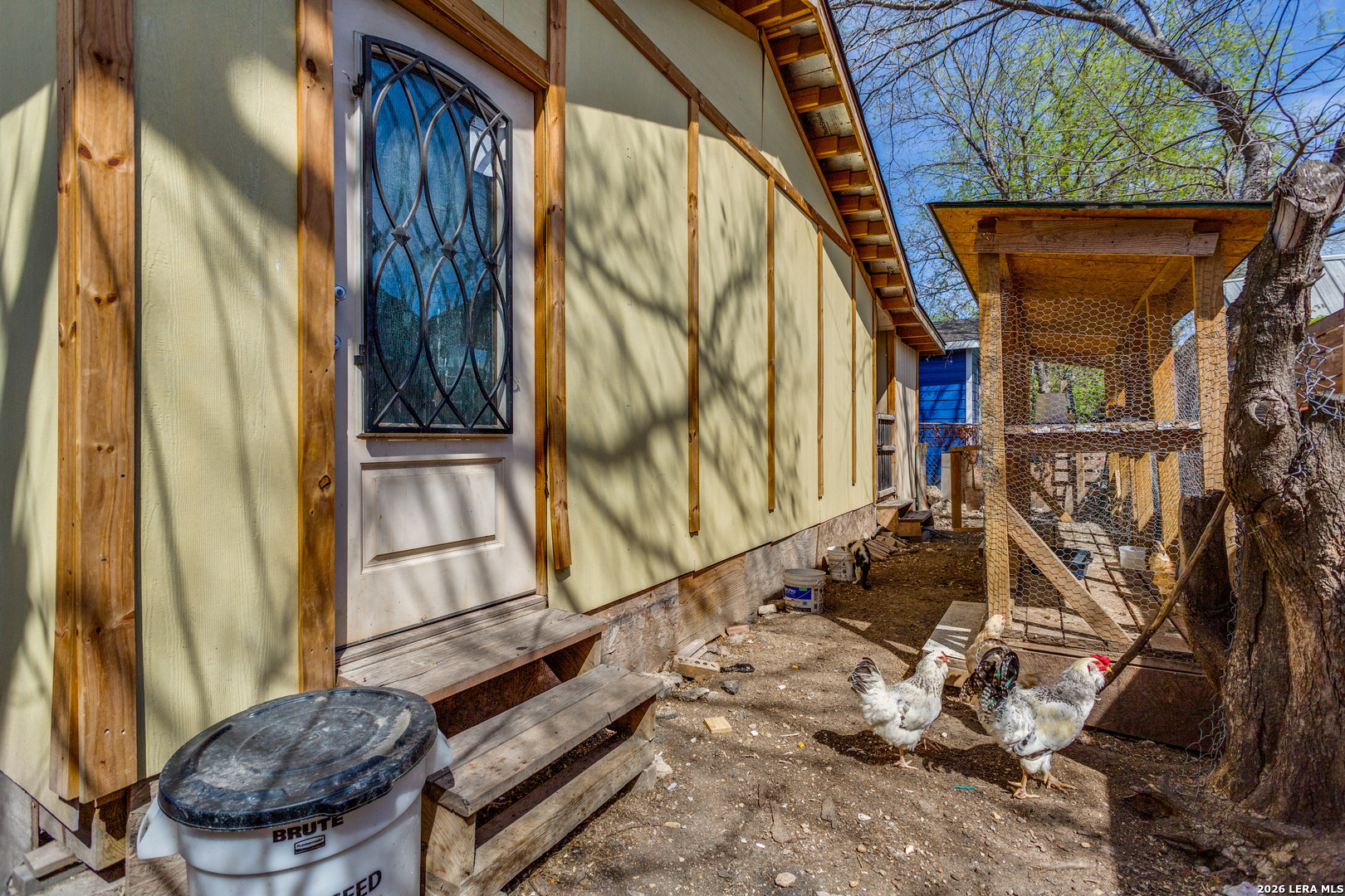main property photo 22
