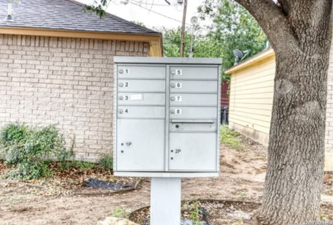 main property photo 19