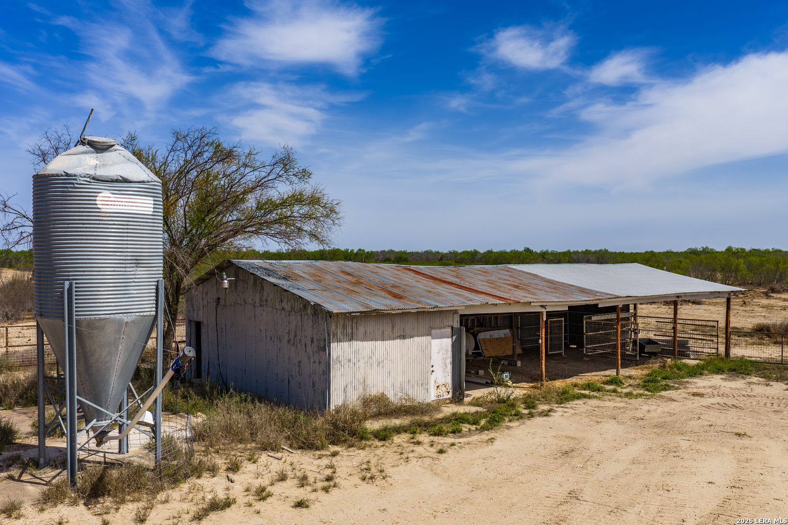 main property photo 38