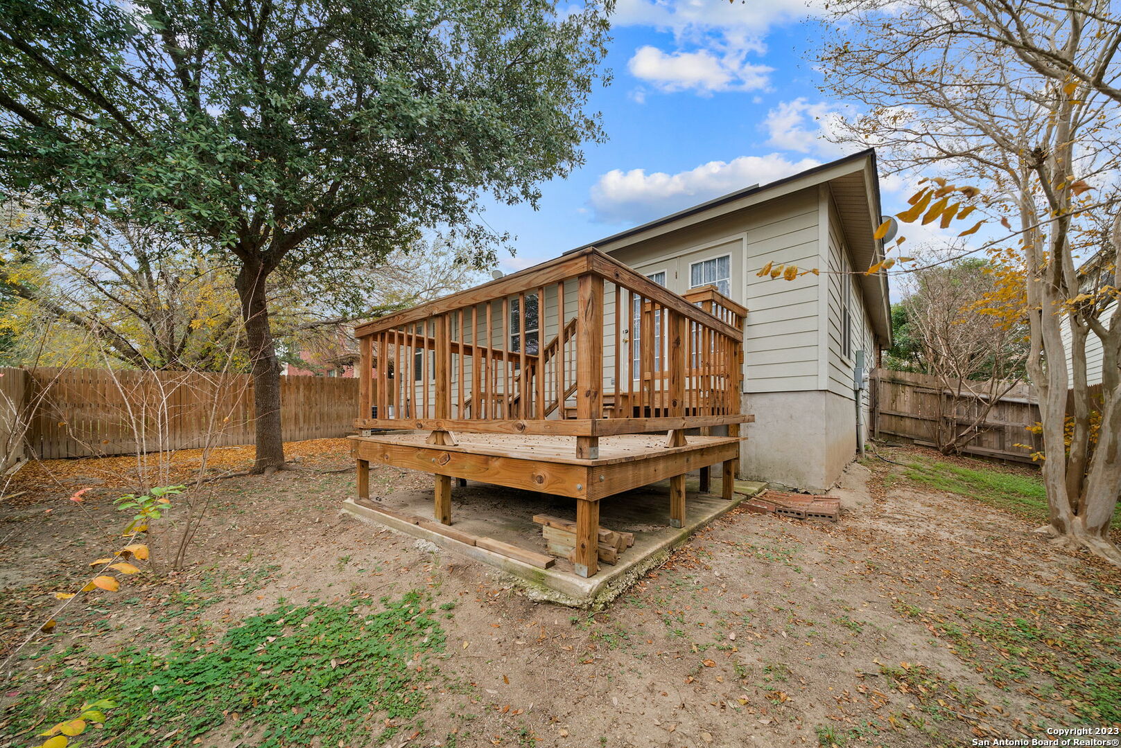 main property photo 32