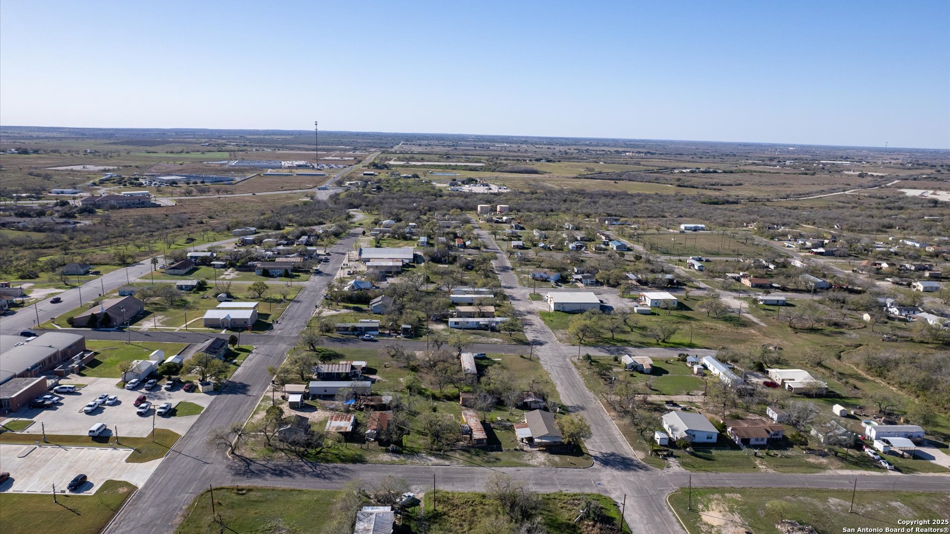 main property photo 18