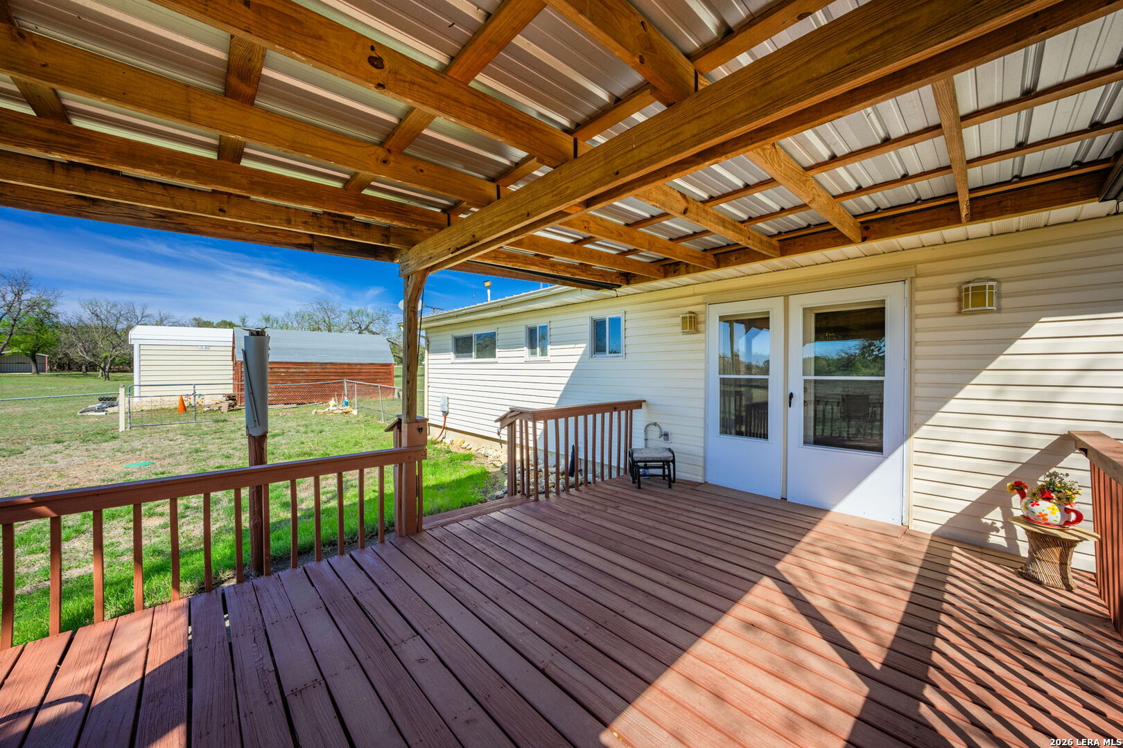 main property photo 17