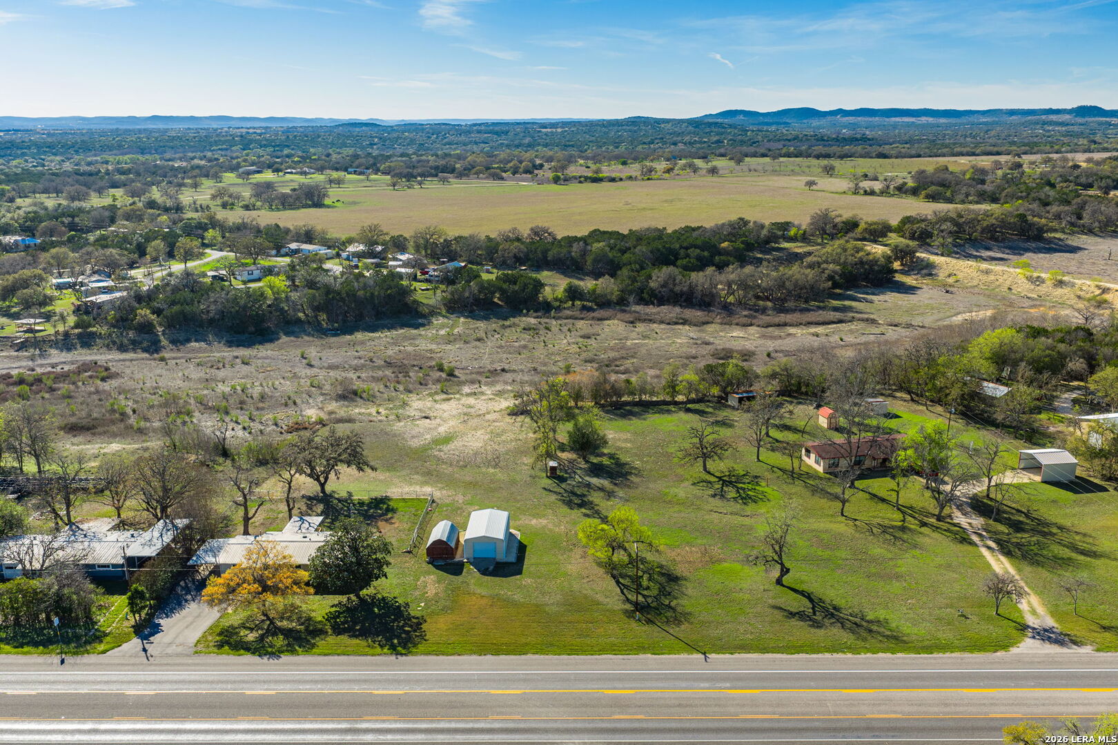 main property photo 31