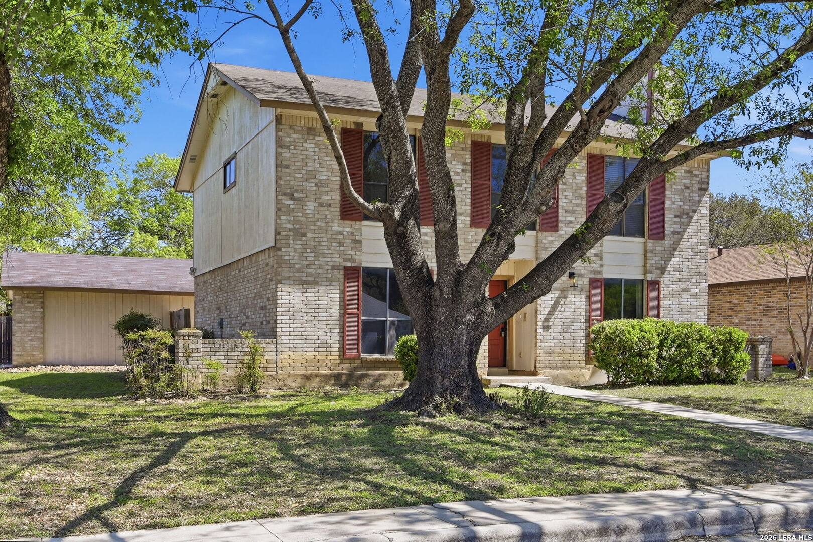 main property photo 1