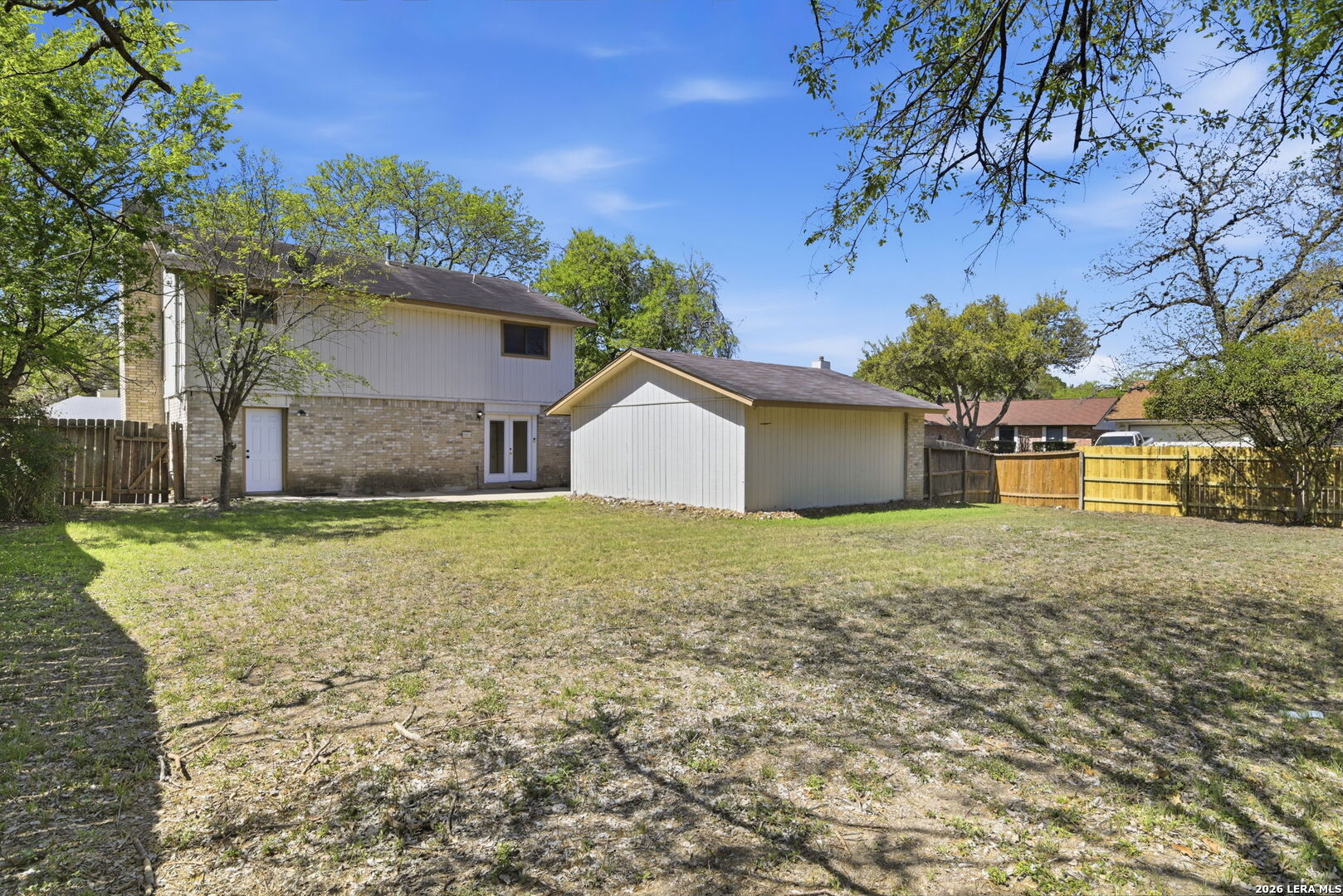 main property photo 22