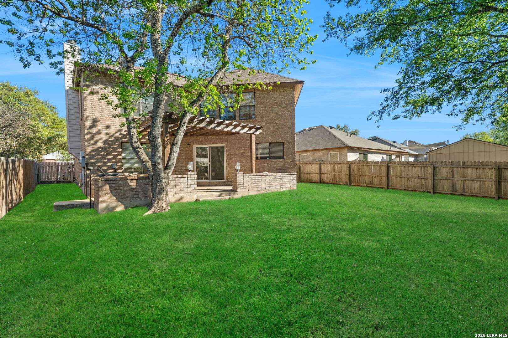 main property photo 27
