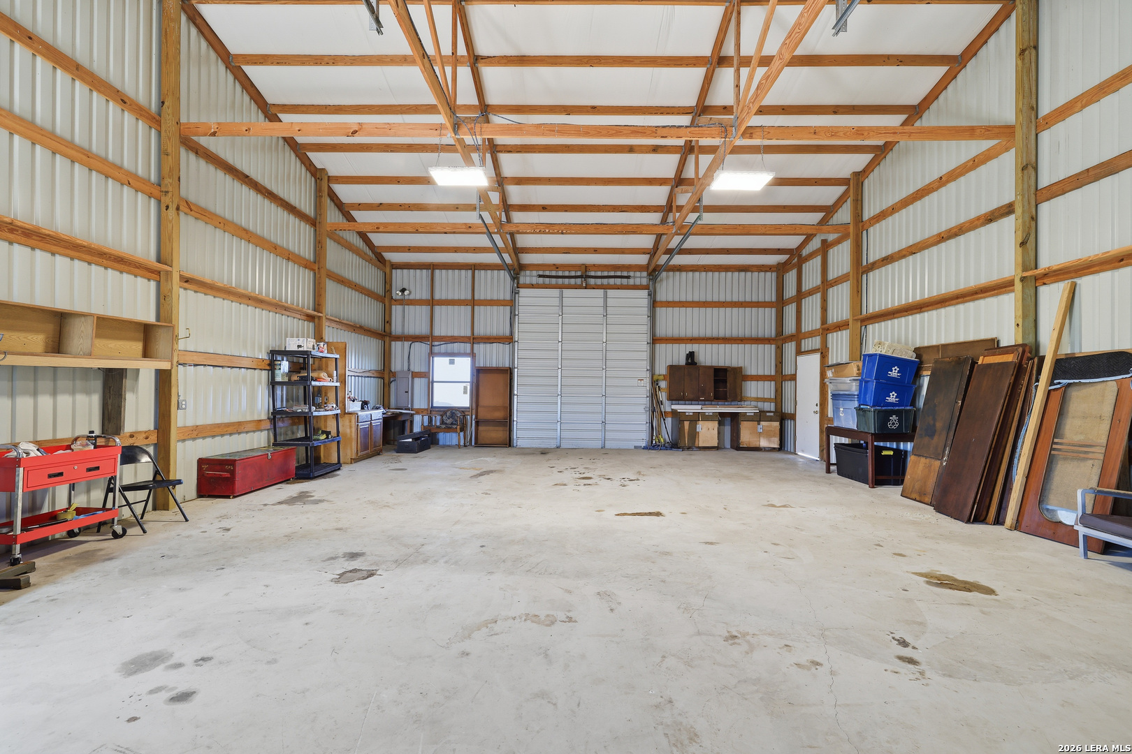 main property photo 36