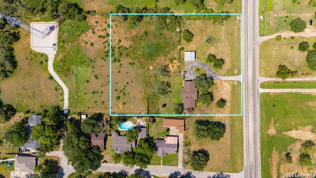 main property photo 41