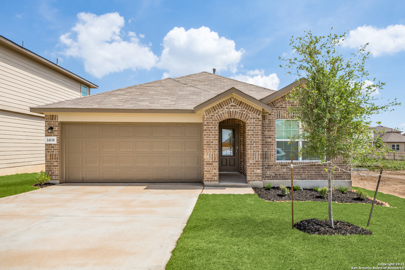 main property photo 12