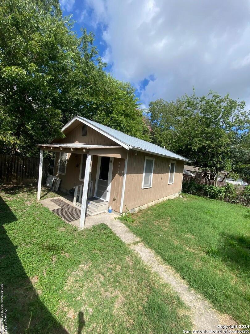 main property photo 18