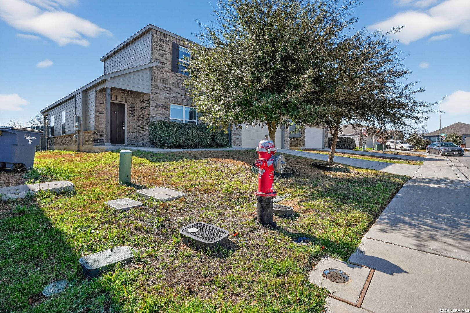 main property photo 2
