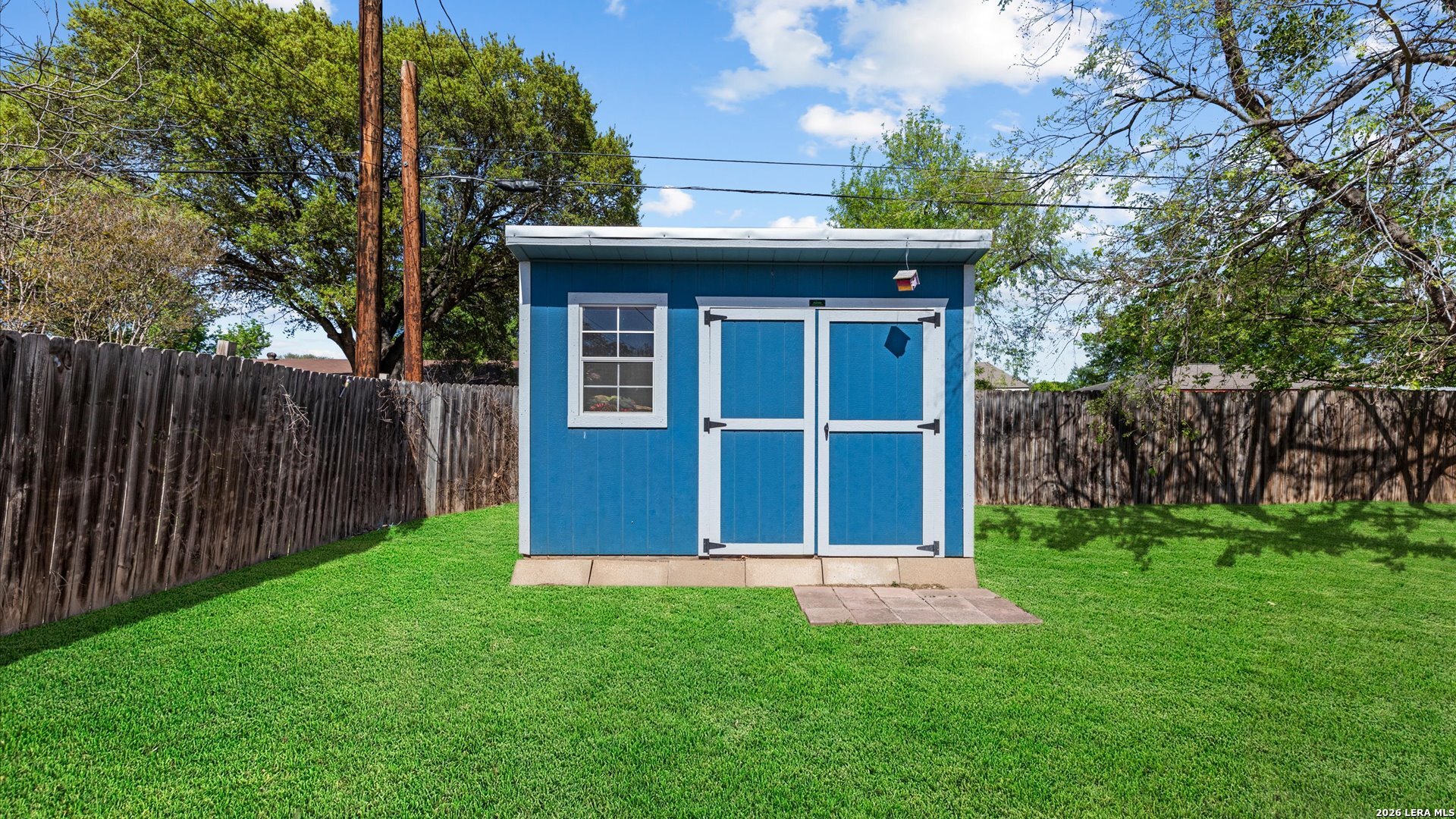 main property photo 23