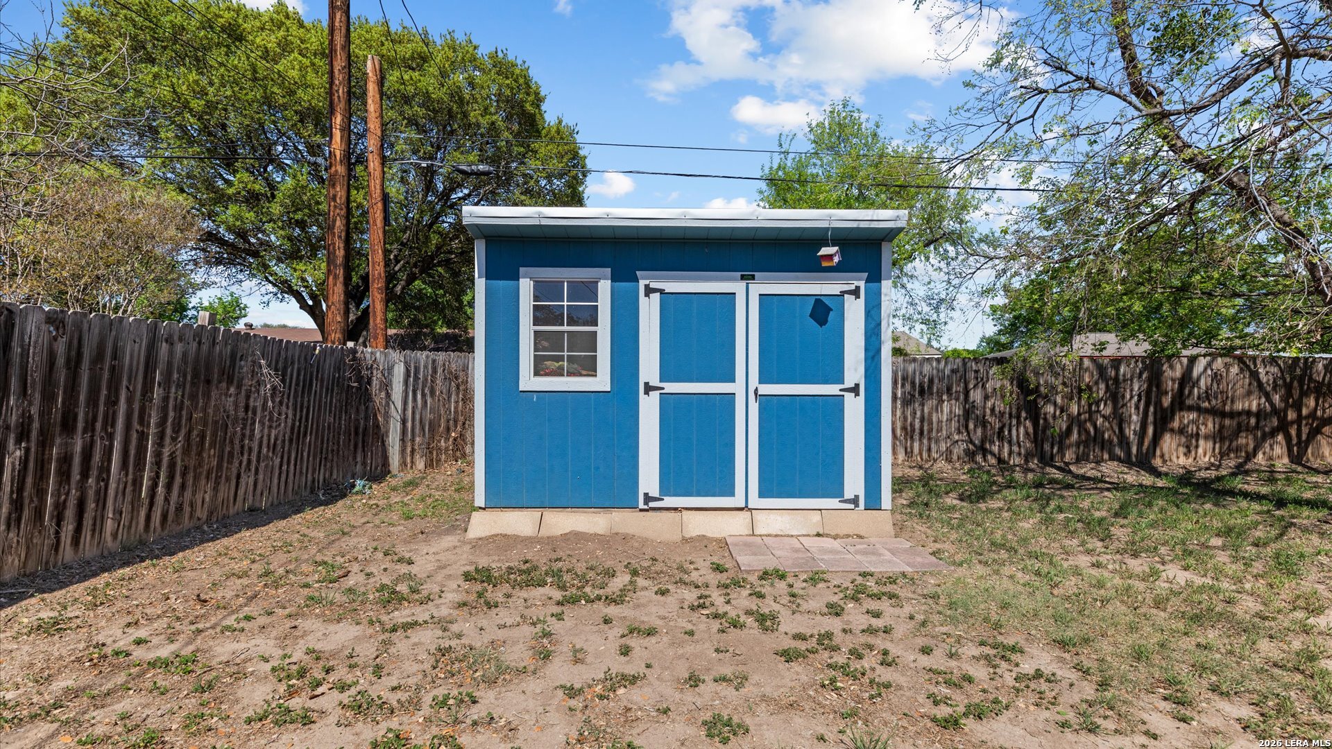 main property photo 24