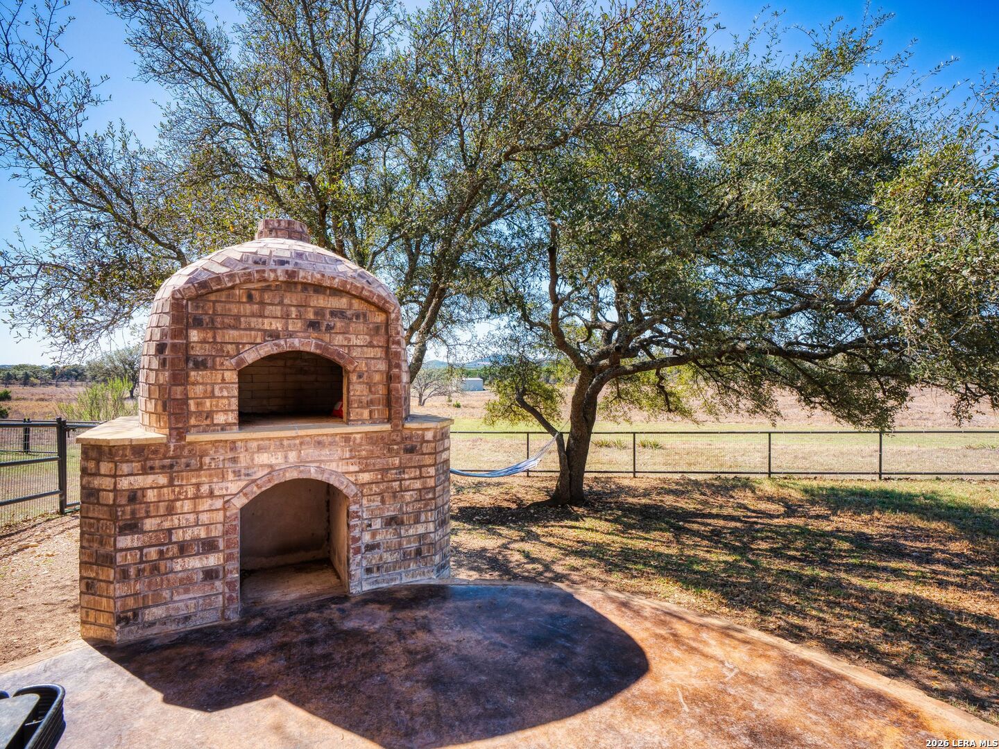 main property photo 35