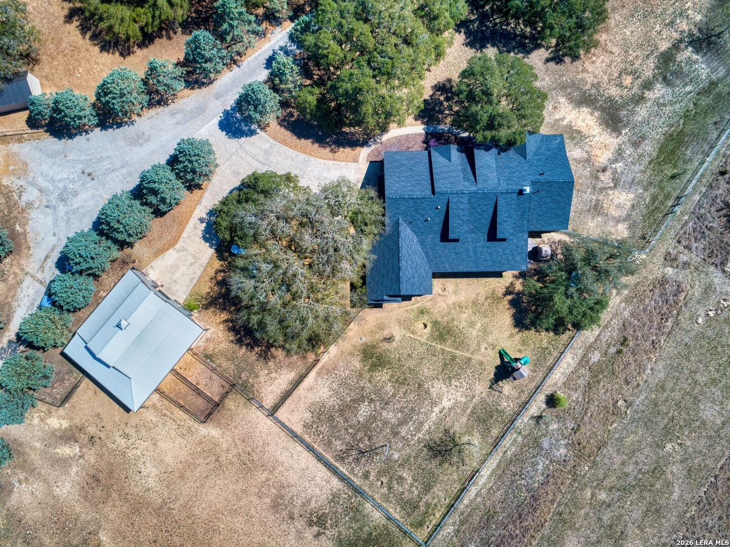 main property photo 51