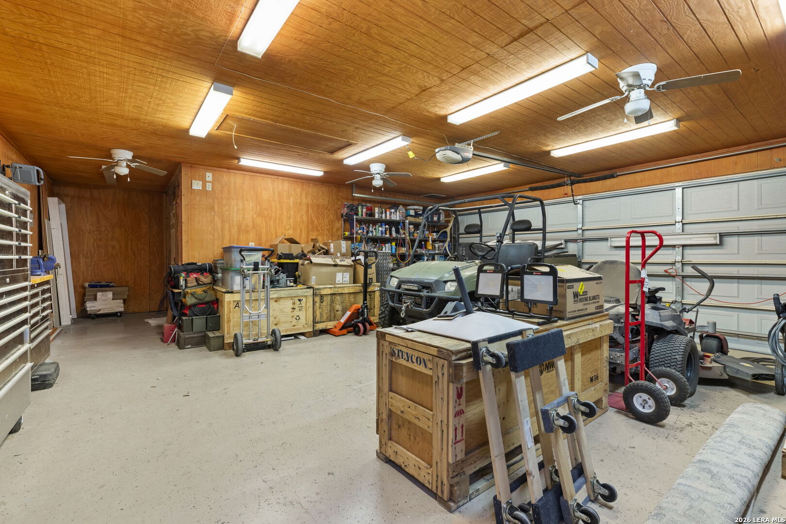 main property photo 43