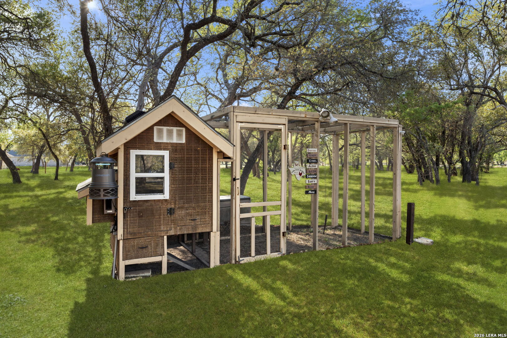 main property photo 45