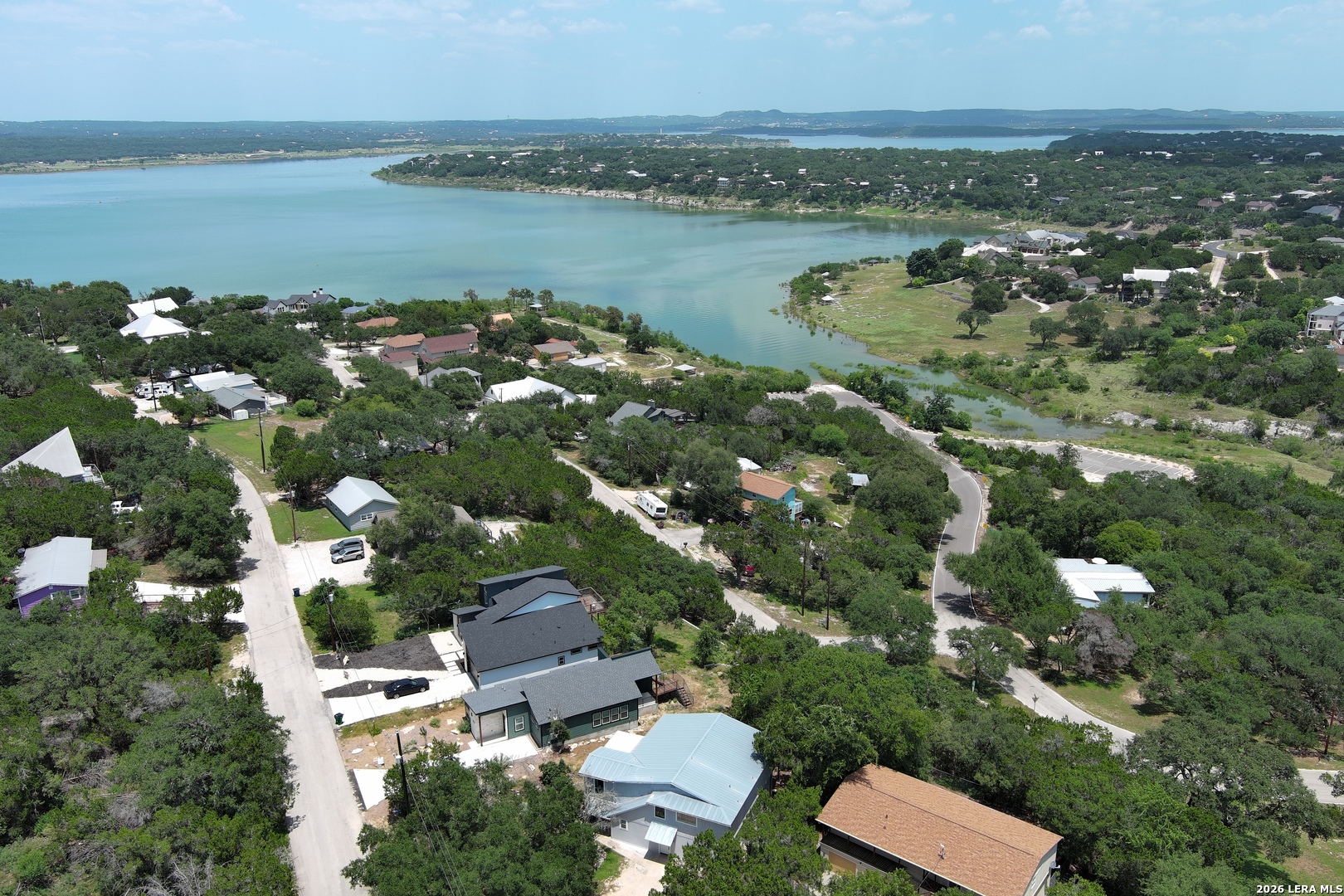 main property photo 41