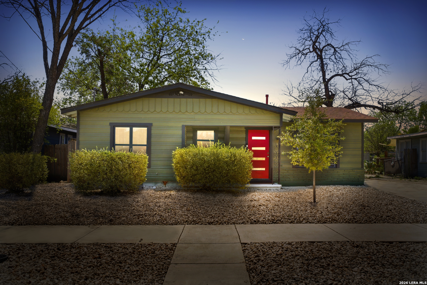 main property photo 4
