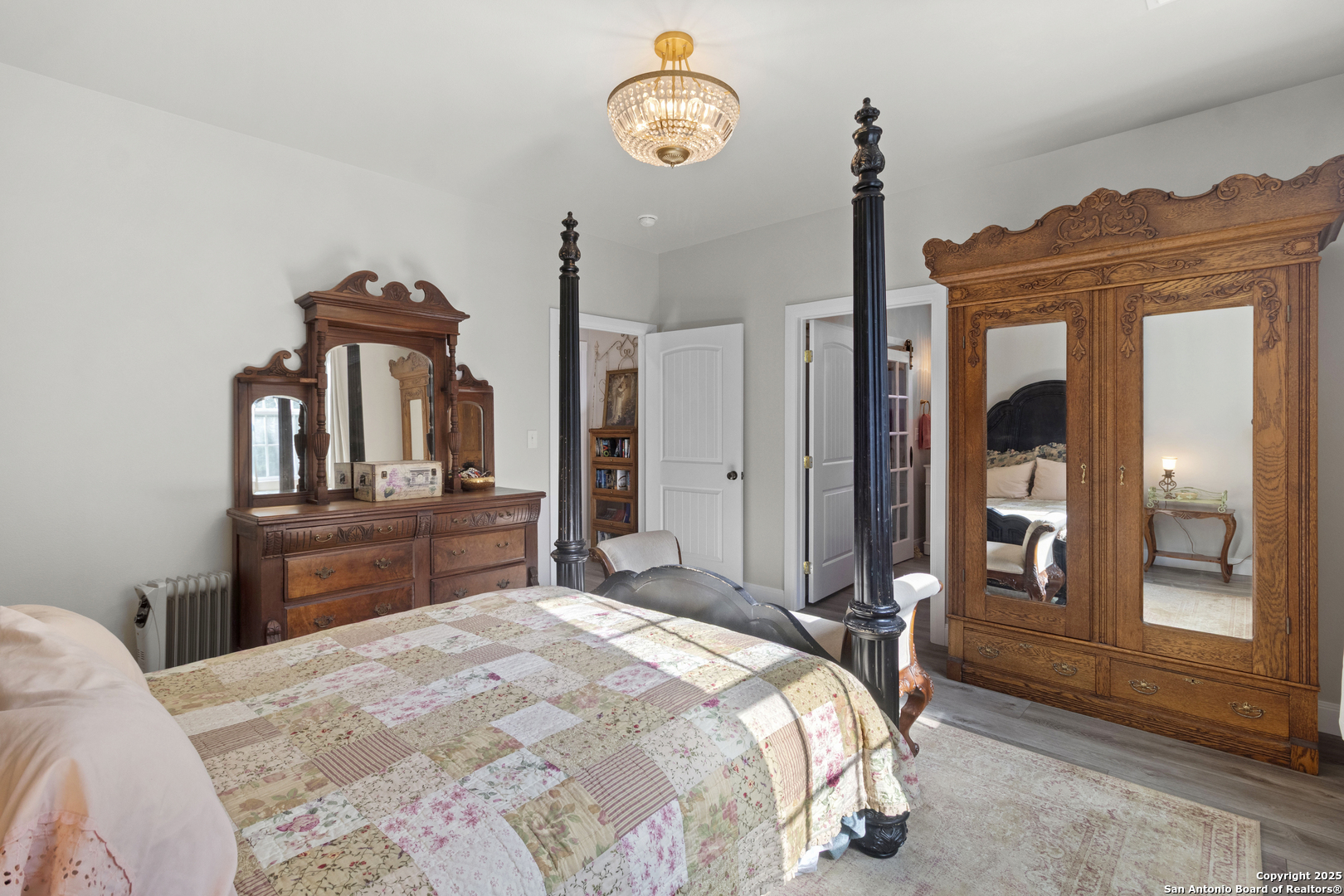 main property photo 15