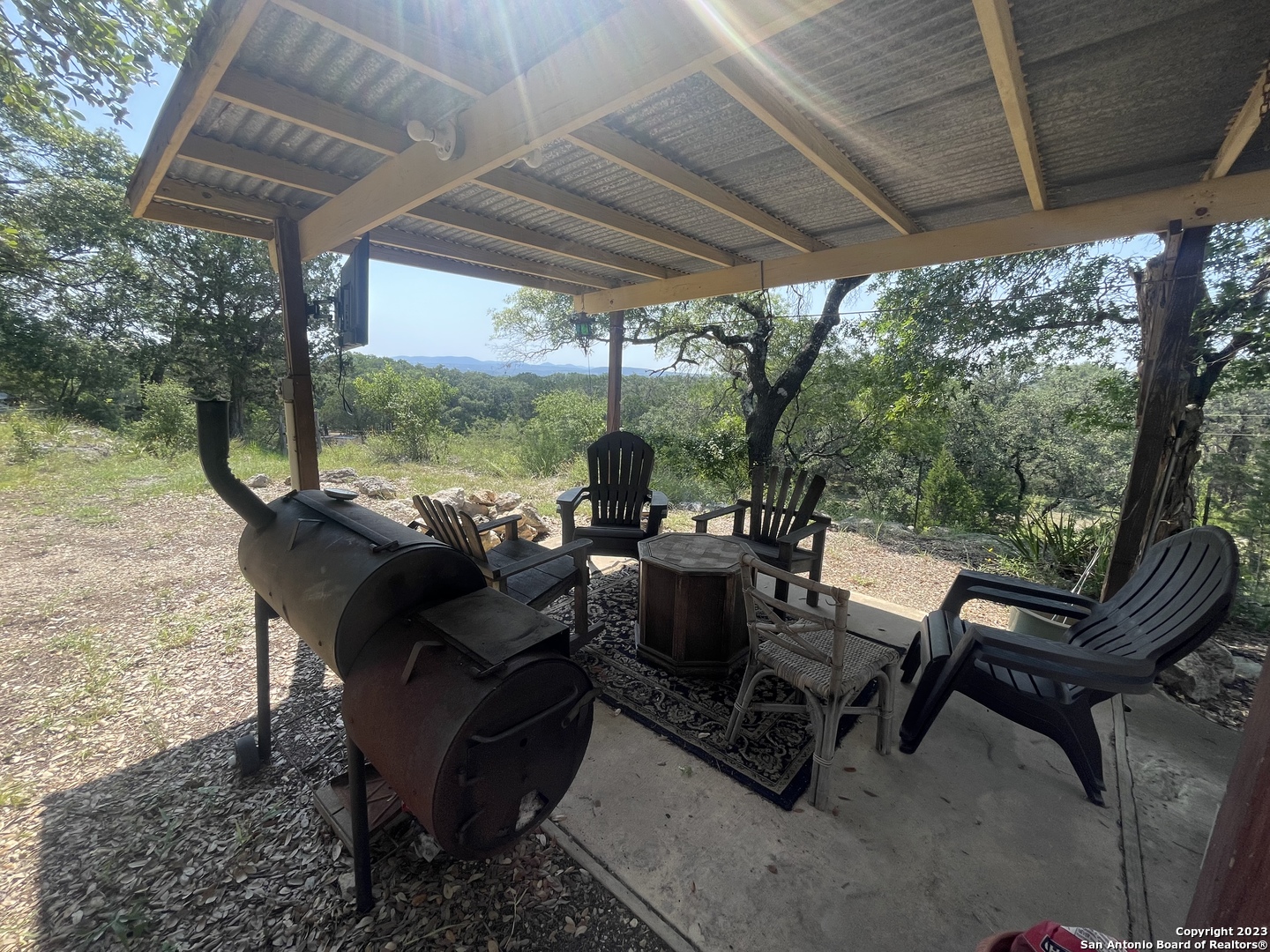 main property photo 41