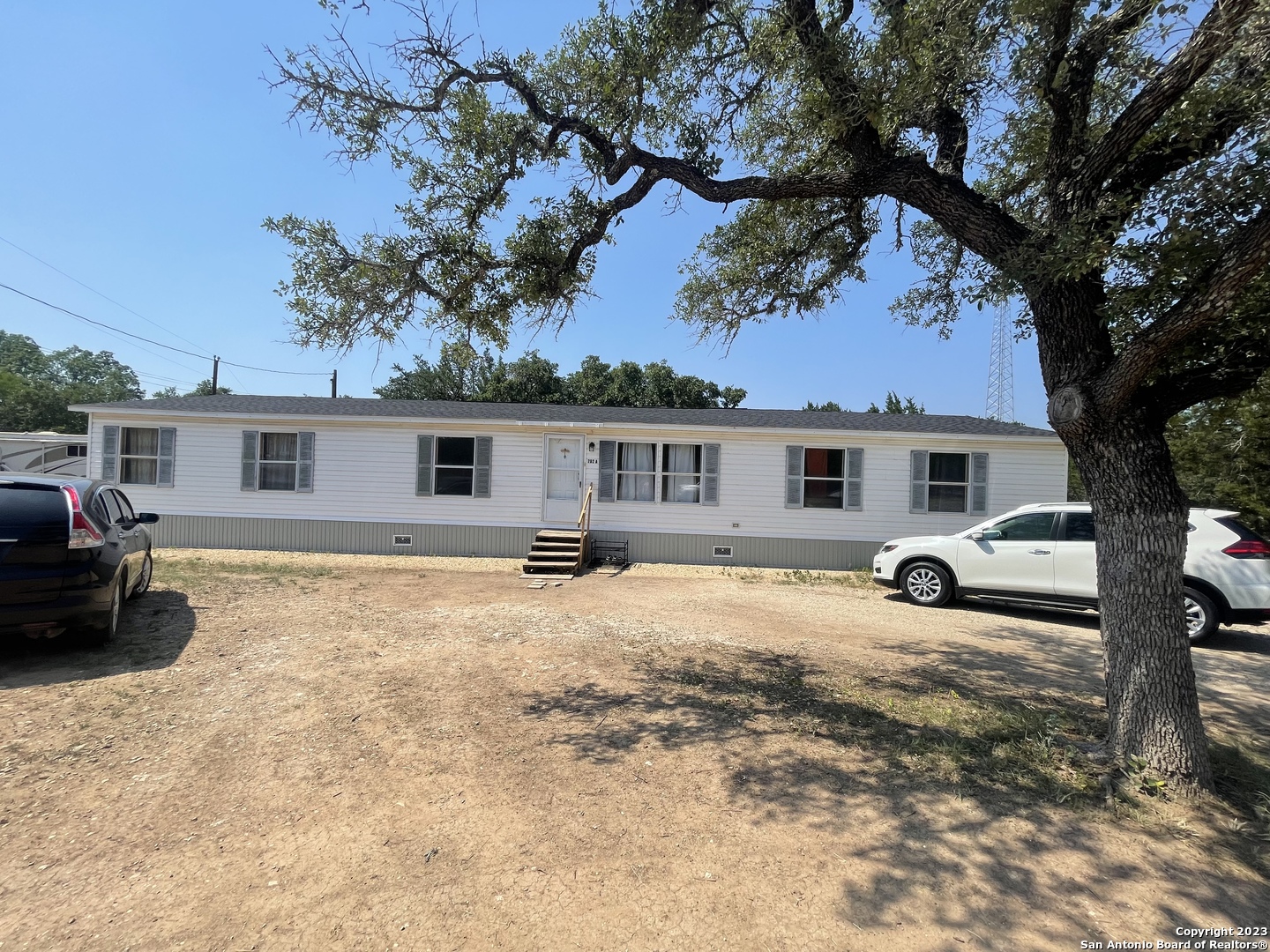 main property photo 47