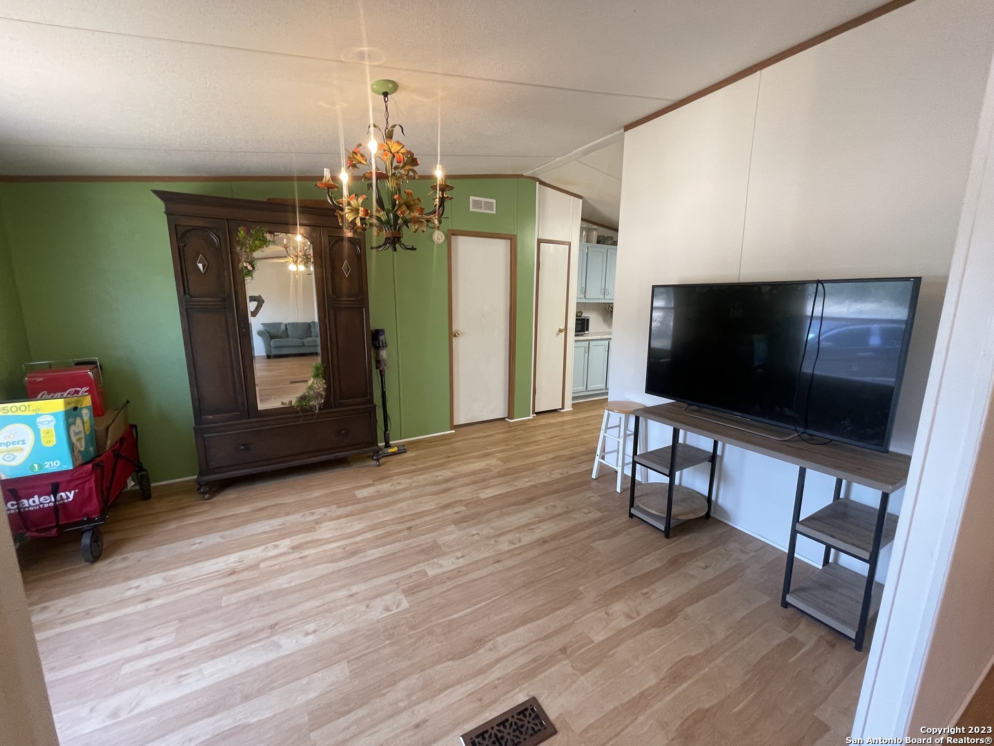 main property photo 57