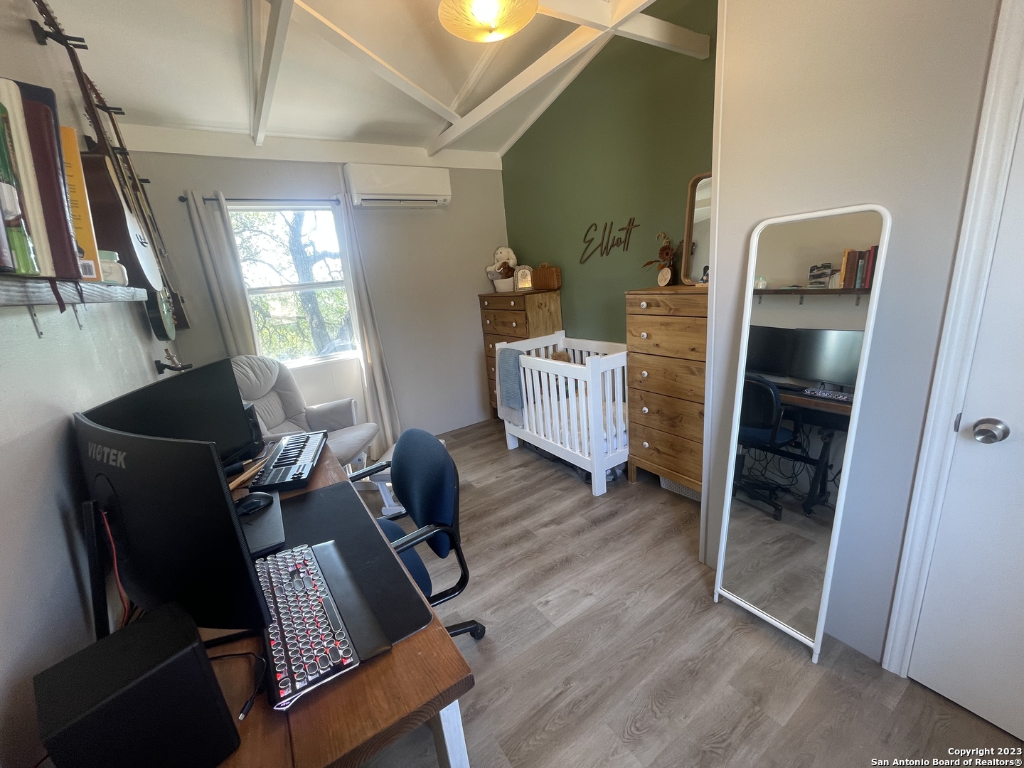 main property photo 74
