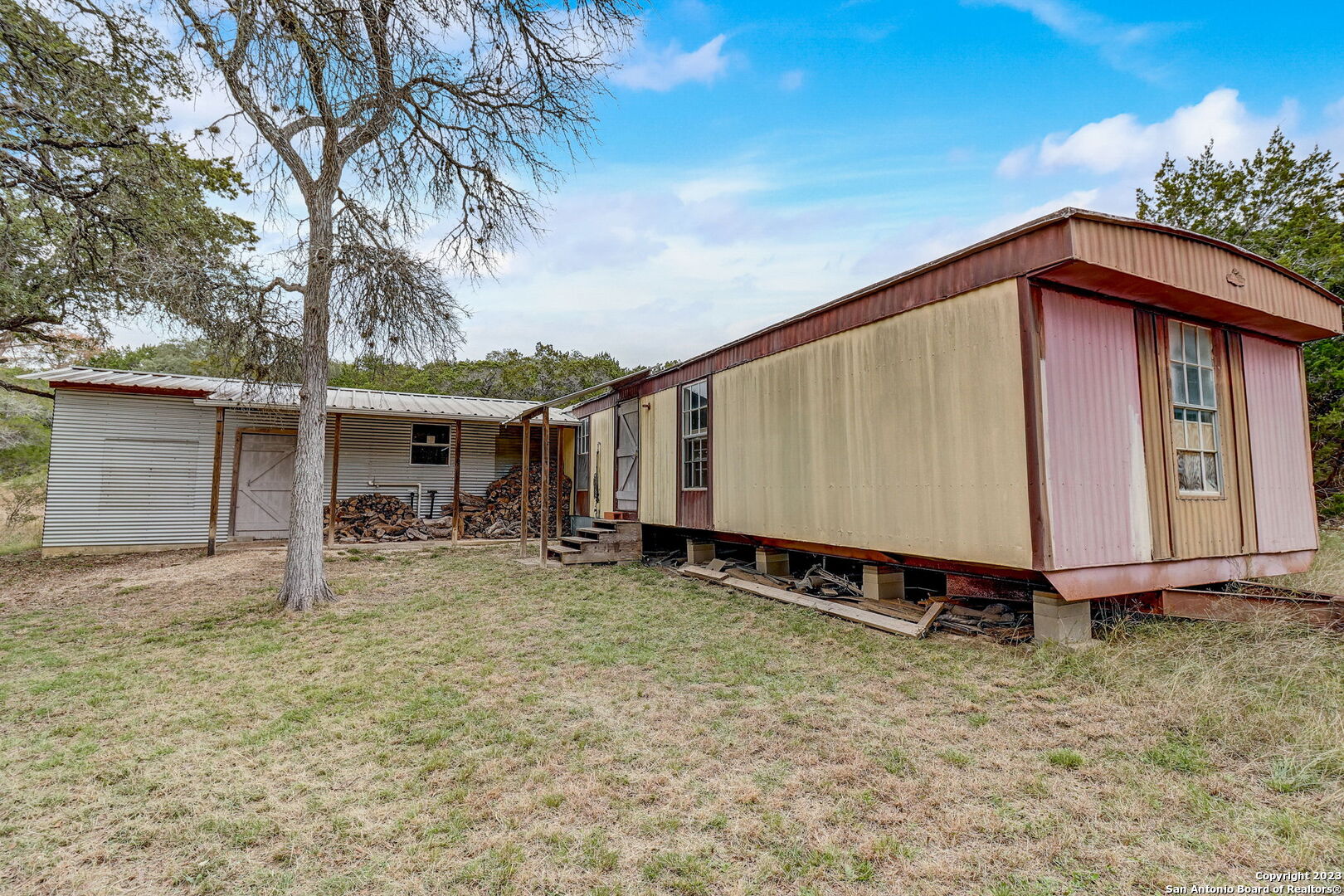 main property photo 77