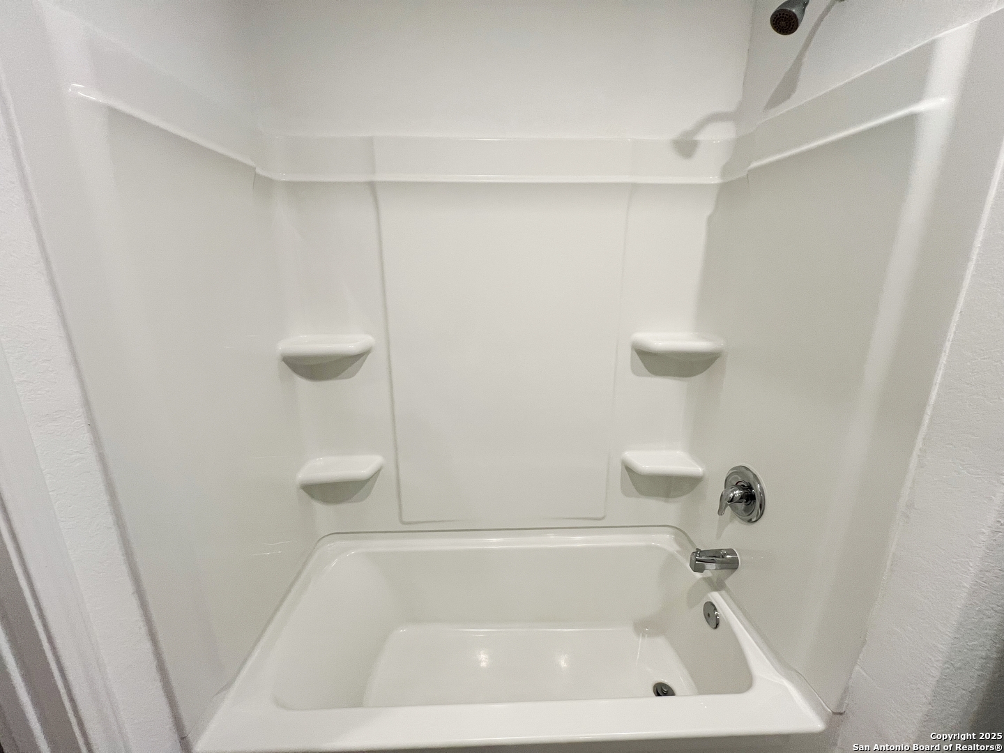 property viewer photo 20