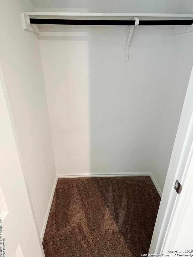 property viewer photo 35