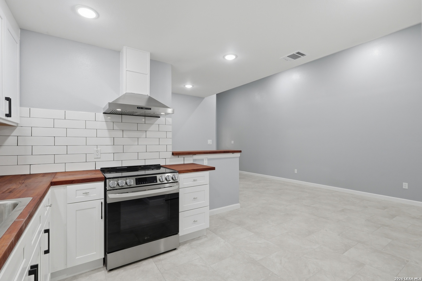property viewer photo 5