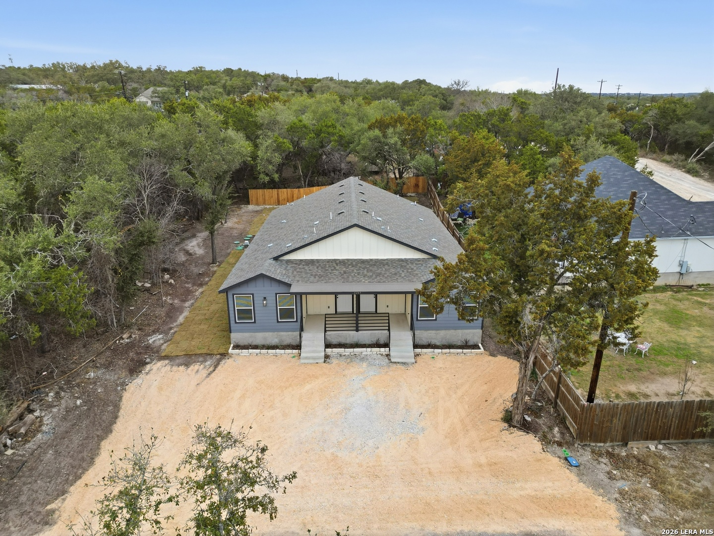 property viewer photo 6