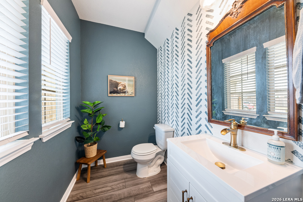 main property photo 12