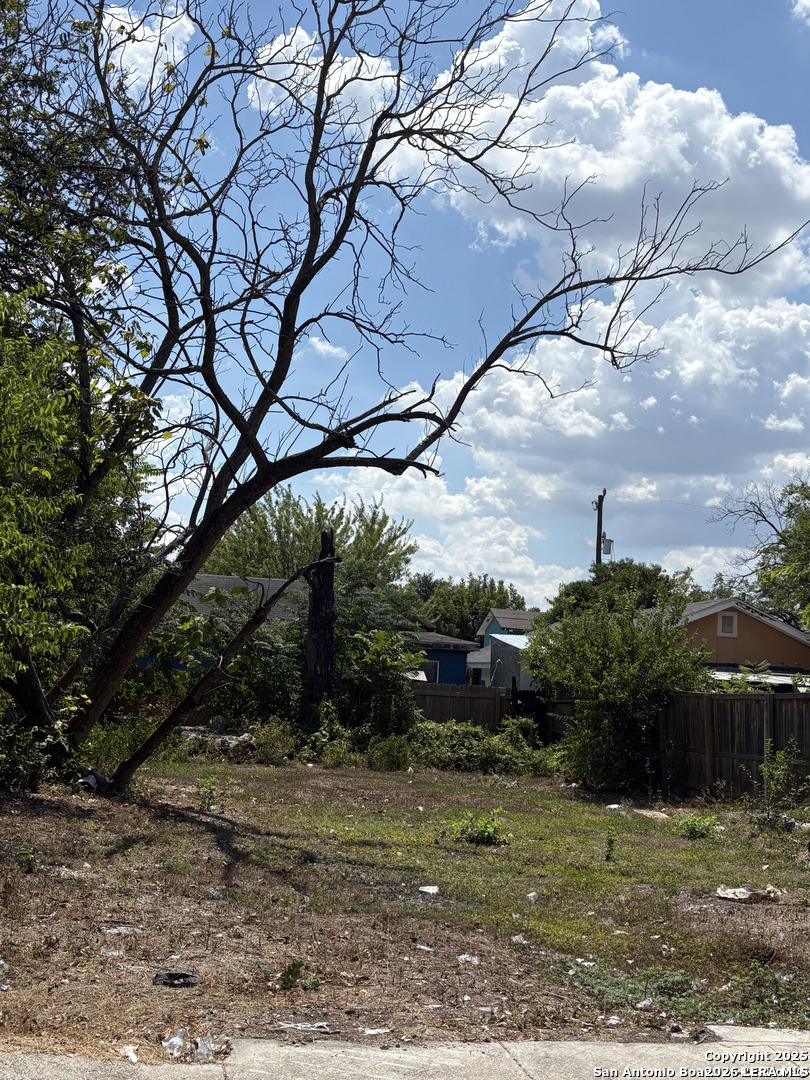 main property photo 3