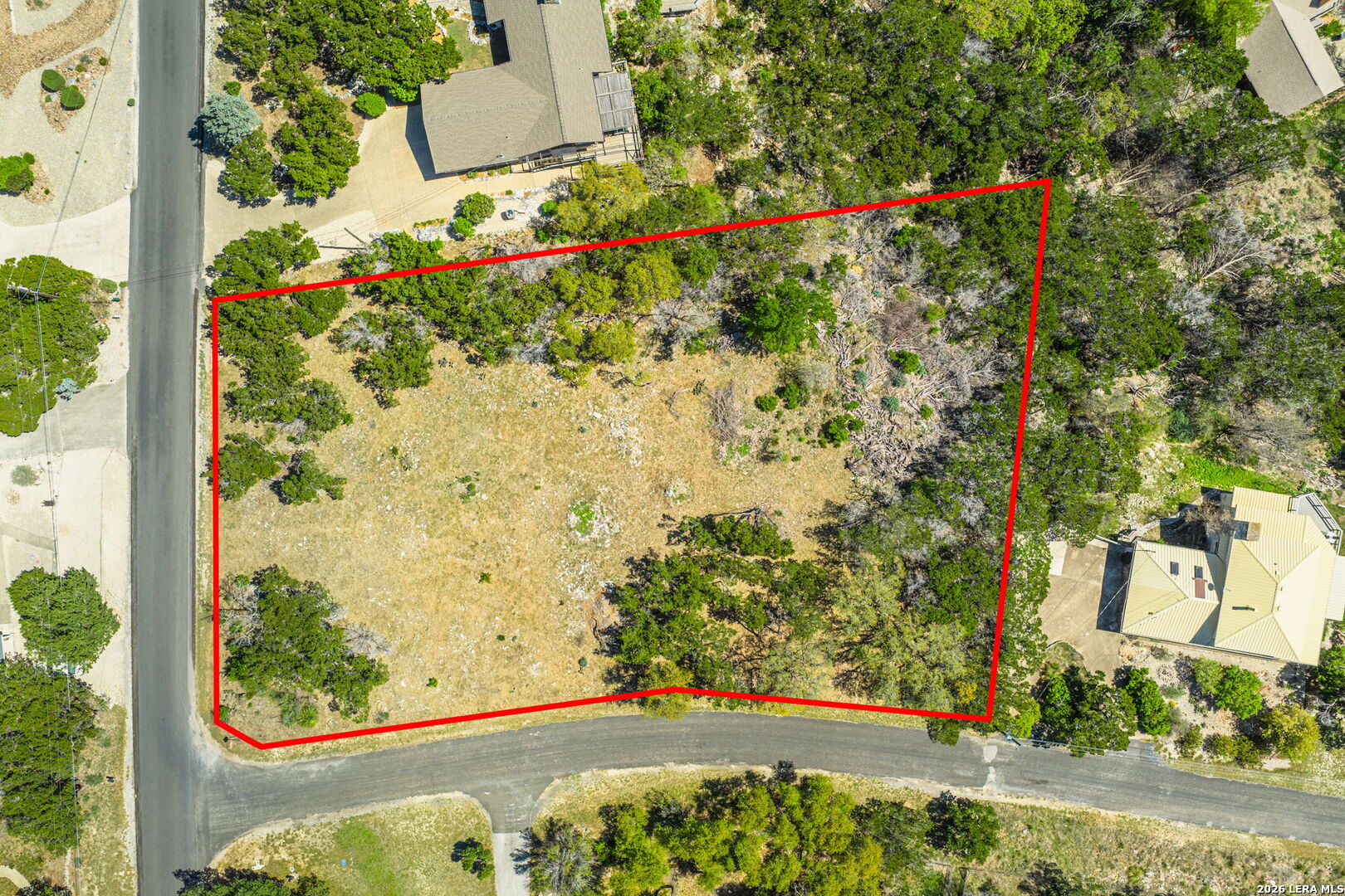 main property photo 9