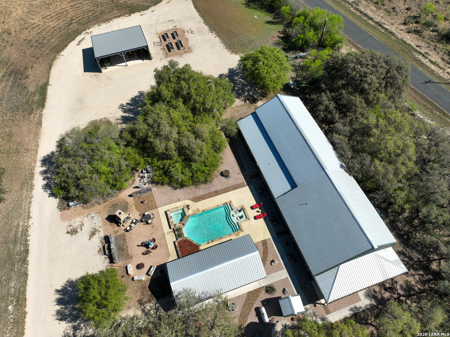 main property photo 47