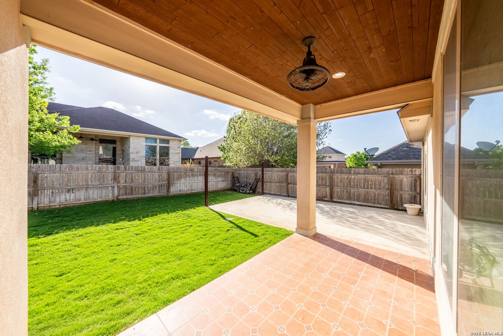 main property photo 43
