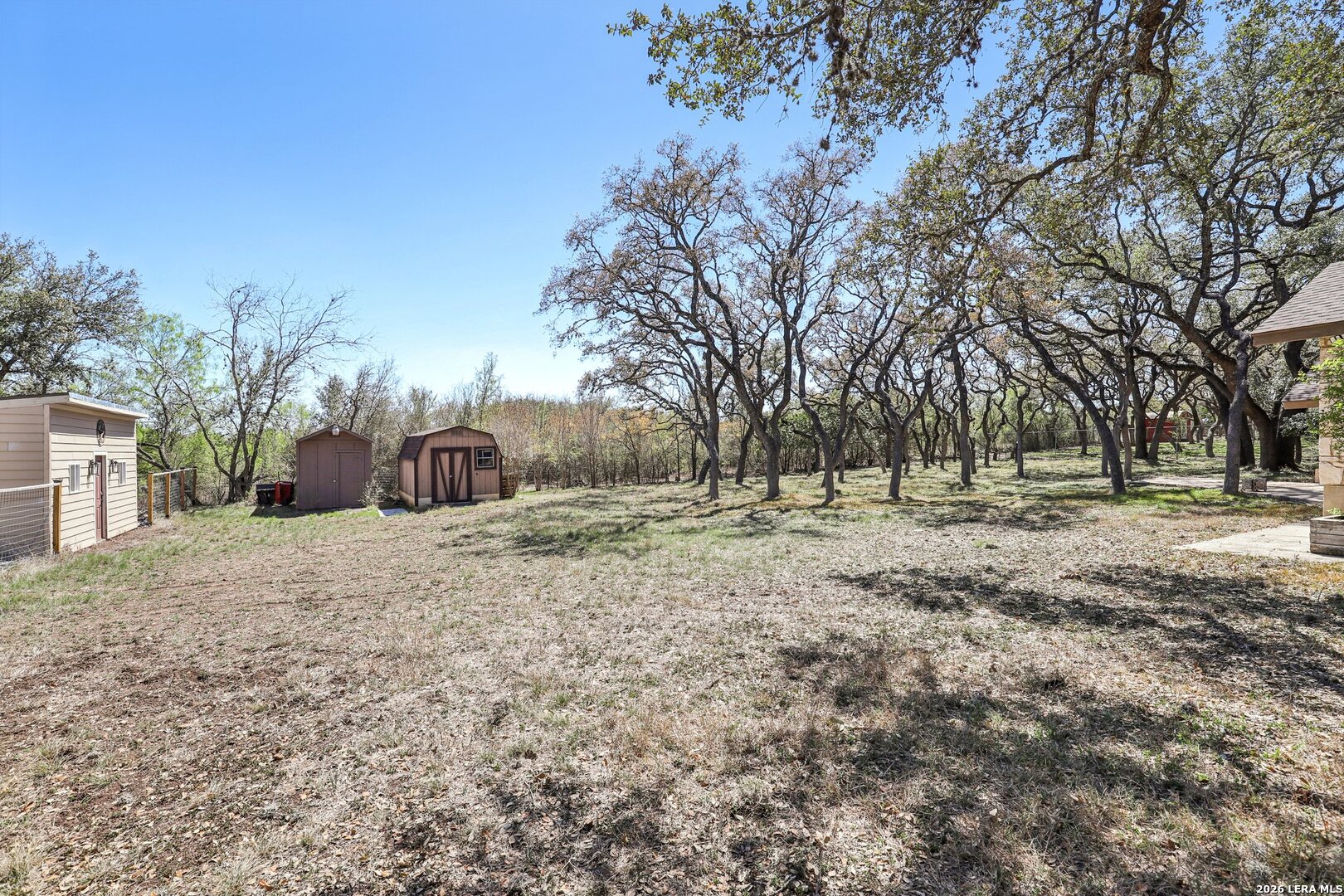 main property photo 27