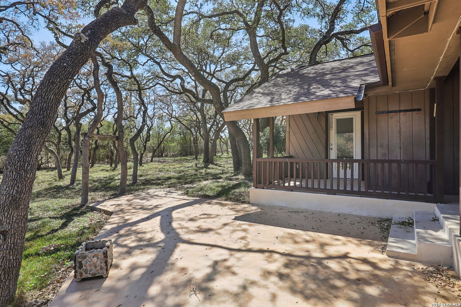 main property photo 41