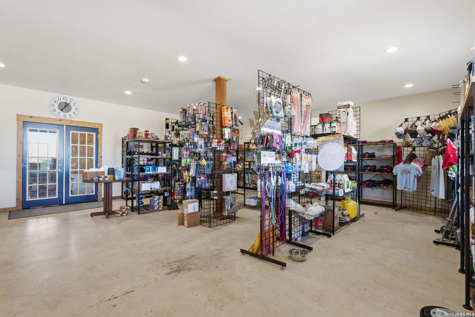 main property photo 4