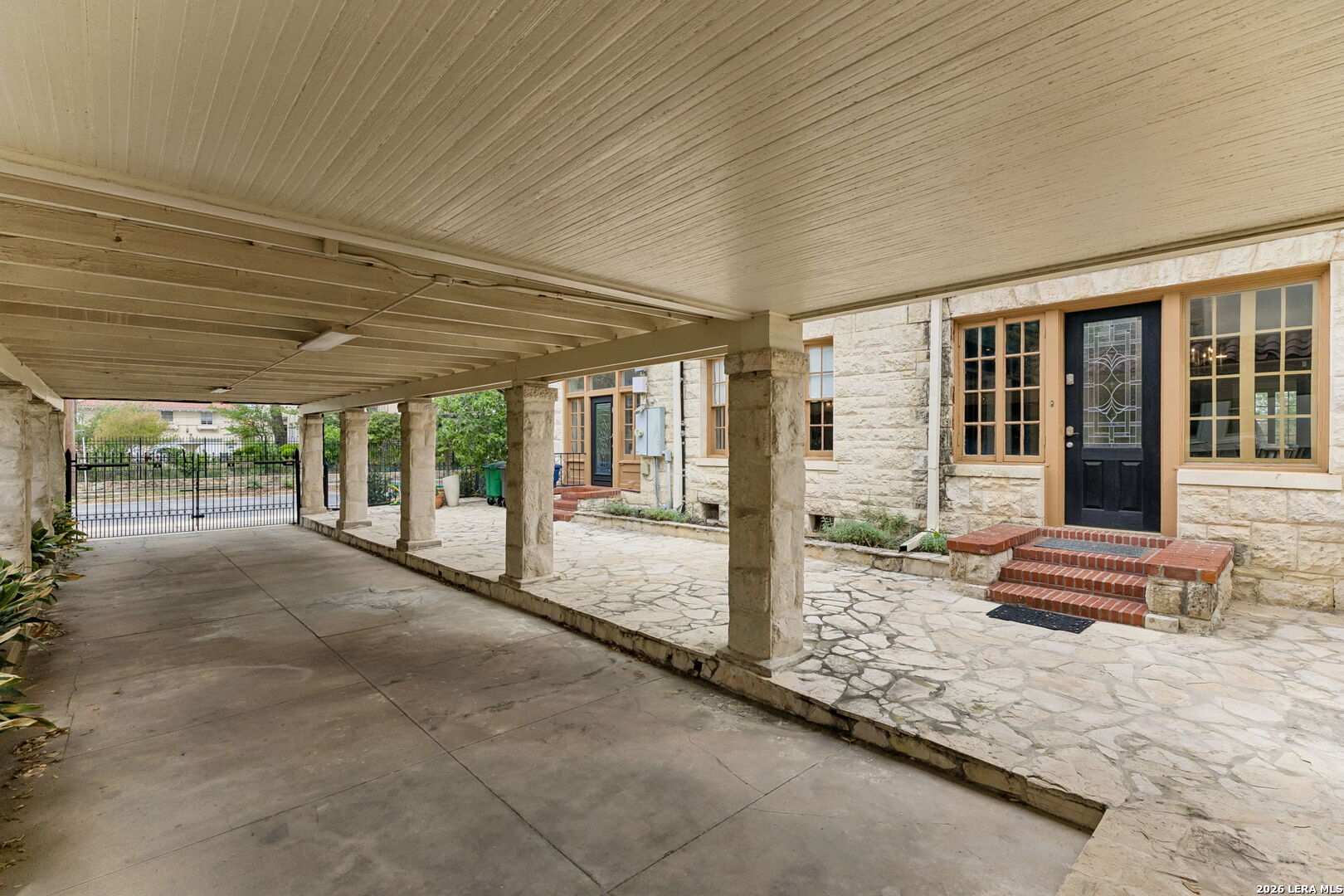 main property photo 46