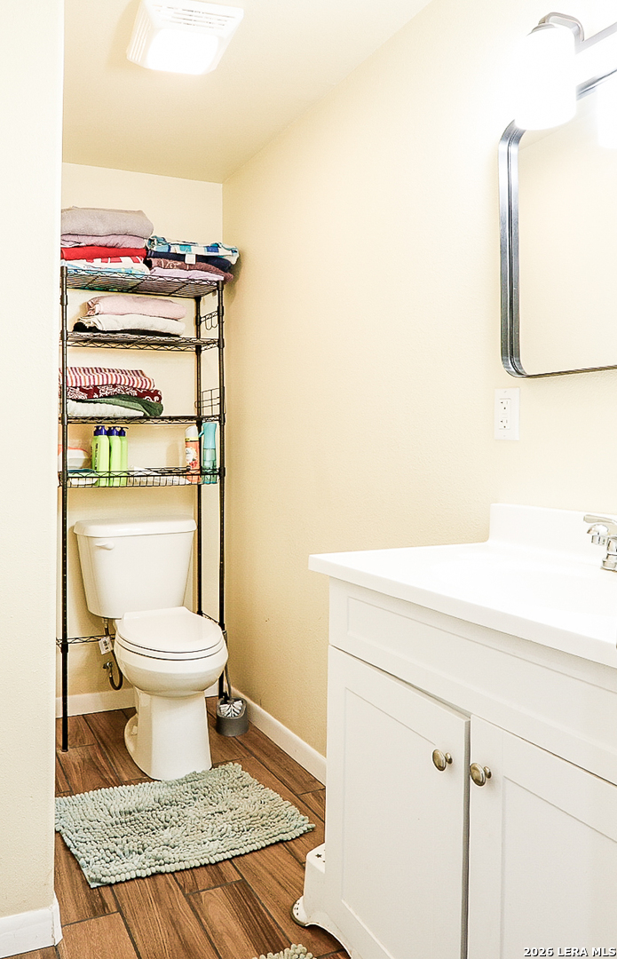 main property photo 11