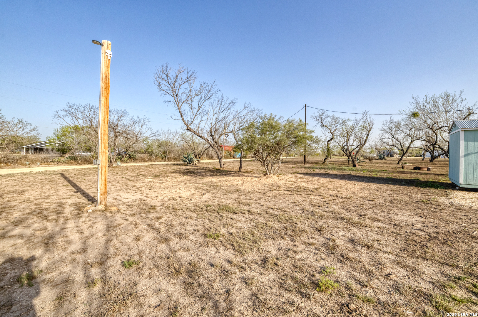 main property photo 14