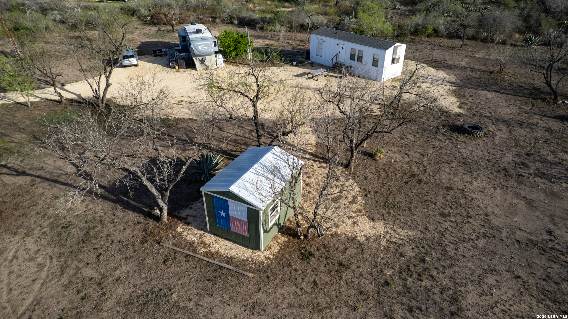 main property photo 20