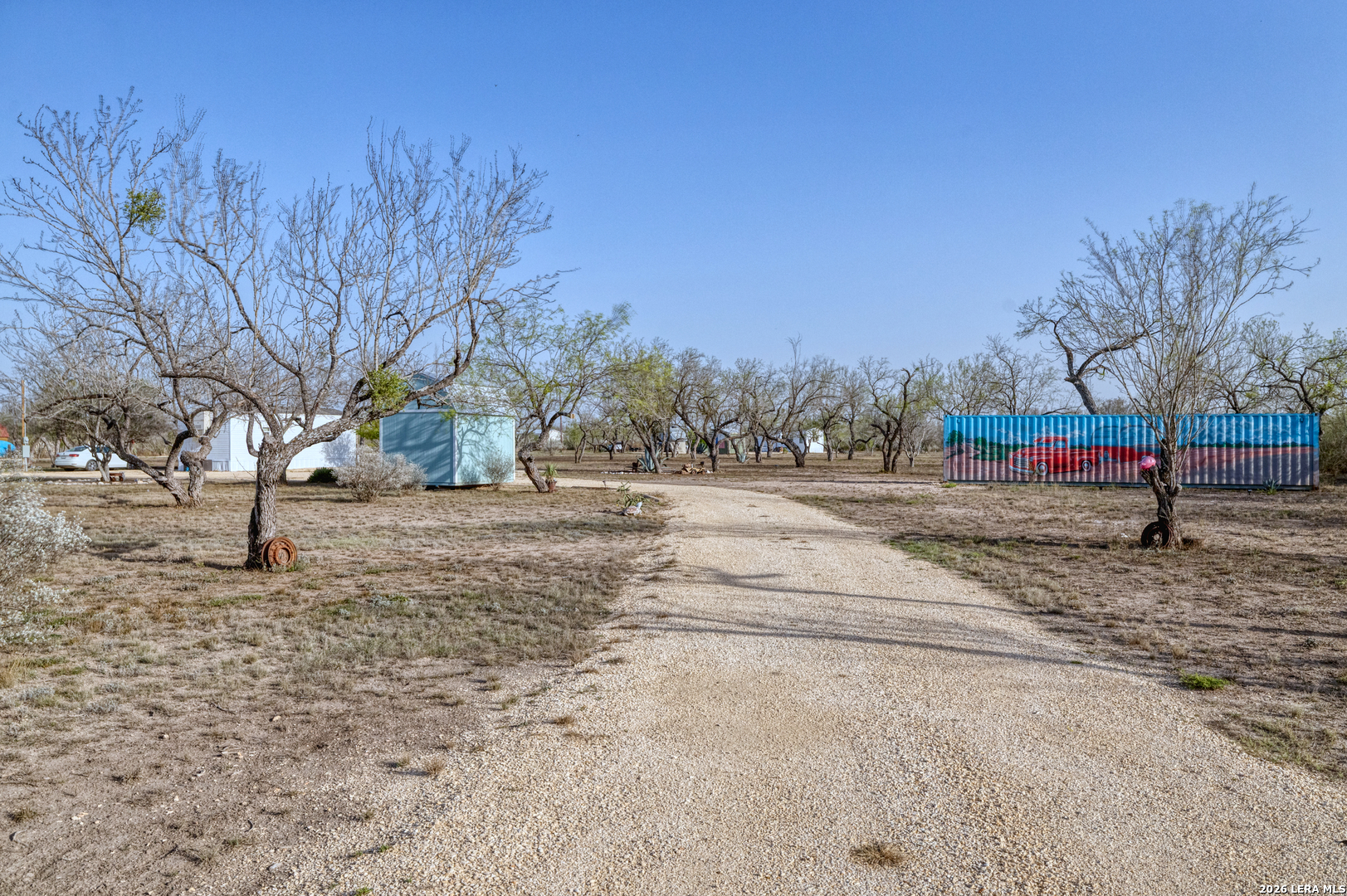 main property photo 7